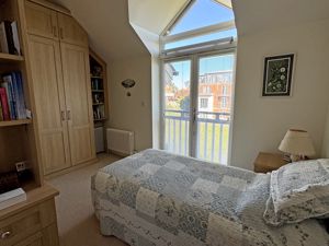 Photo 5- click for photo gallery